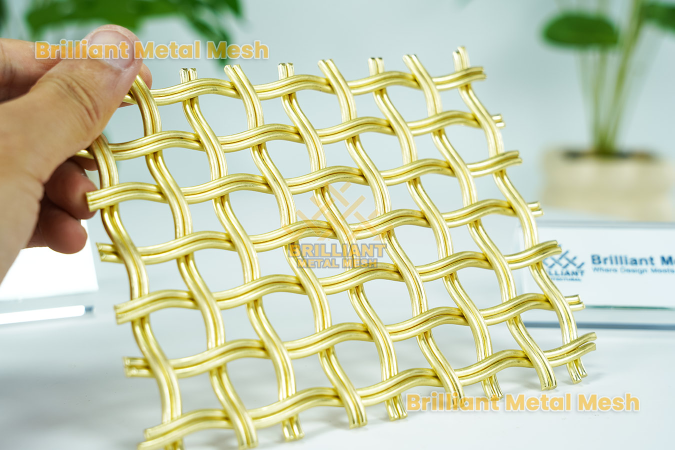 Decorative Architectural Brass Mesh Screen Gold Metal Mesh Panels
