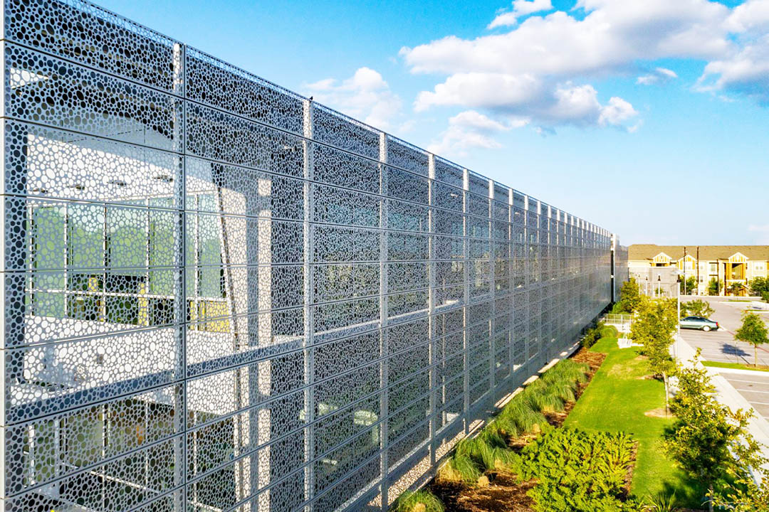 arquitectura fachadas con chapa perforada