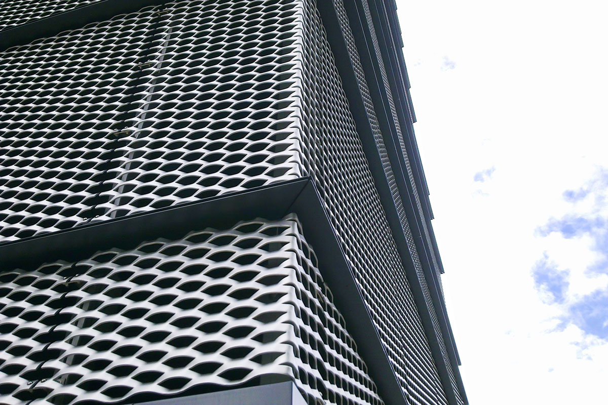 fachada arquitectónica de pantalla de metal expandido